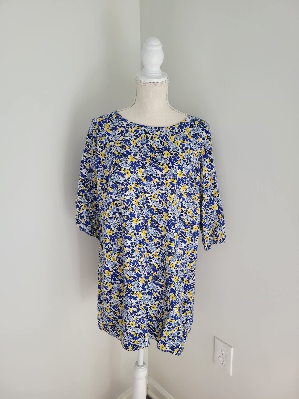 Blue and Yellow Floral Short Sleeve Dress